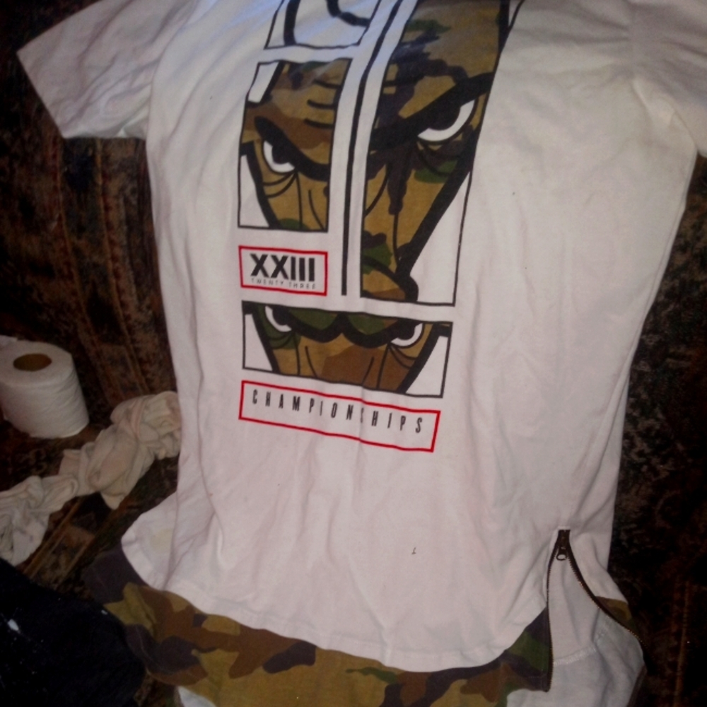 Chicago bulls big and tall shirt. 3xL